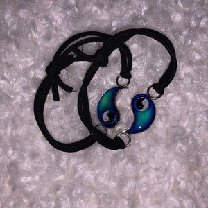 Mood changing friendship bracelet